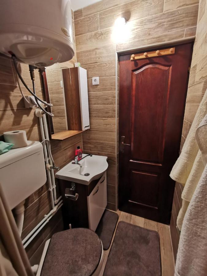 Vila Tijana Mitrovac Kültér fotó